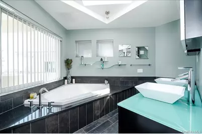 17 New York Avenue #House, Long Beach, NY 11561 - Photo 20