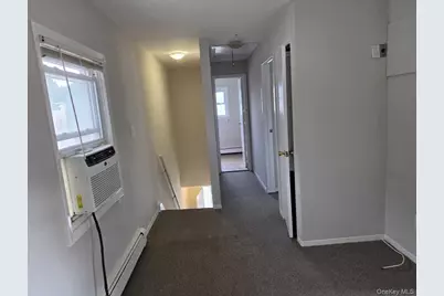 140 N Forest Avenue #2nd Floor, Rockville Centre, NY 11570 - Photo 6