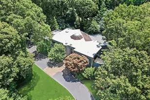 17 Danton Ln N, Locust Valley, NY 11560 - Photo 32
