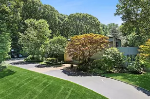 17 Danton Ln N, Locust Valley, NY 11560 - Photo 28