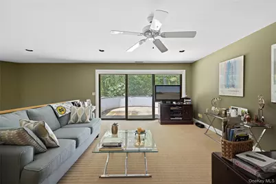 17 Danton Lane N, Locust Valley, NY 11560 - Photo 18