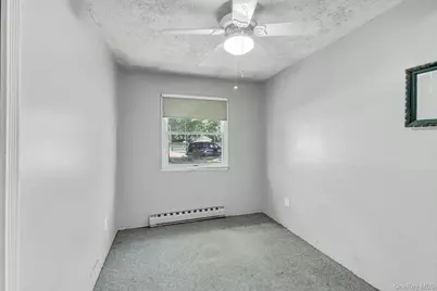 11 Wood Avenue, Shirley, NY 11967 - Photo 16