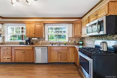 200 Walnut Street, Walden, NY 12586 - Photo 6
