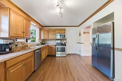 200 Walnut Street, Walden, NY 12586 - Photo 10
