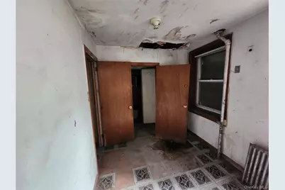 689 Greene Avenue, Brooklyn, NY 11221 - Photo 30