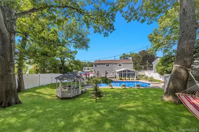 99 Schneider Lane, Hauppauge, NY 11788 - Photo 8
