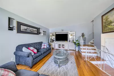 99 Schneider Lane, Hauppauge, NY 11788 - Photo 20