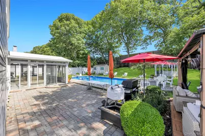 99 Schneider Lane, Hauppauge, NY 11788 - Photo 4