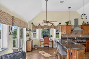 266 Clinton Ave, Patchogue, NY 11772 - Photo 14