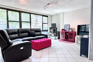 10-10 166th St, Whitestone, NY 11357 - Photo 4
