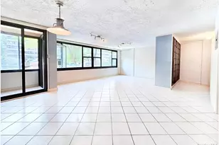 10-10 166th St, Whitestone, NY 11357 - Photo 2