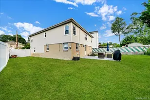 19 Storey Ln, Yonkers, NY 10710 - Photo 2