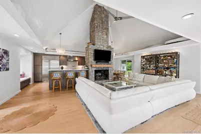 12 Ogden Lane, Quogue, NY 11959 - Photo 4
