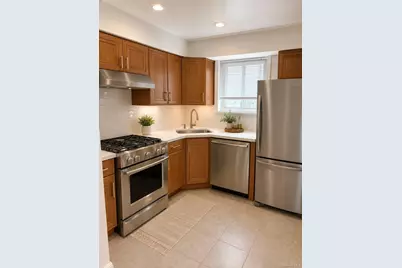 920 Broadway #16, Woodmere, NY 11598 - Photo 6