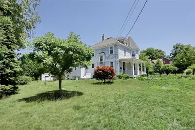 12 Pacific Avenue, Nanuet, NY 10954 - Photo 24