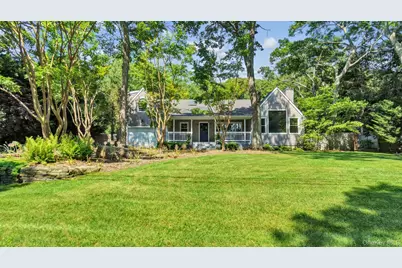 18 Bay View Road, Southampton, NY 11968 - Photo 2