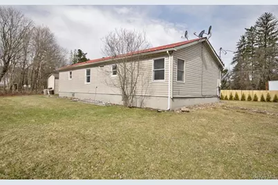 32 Meadow Street #17B, Livingston Manor, NY 12758 - Photo 16