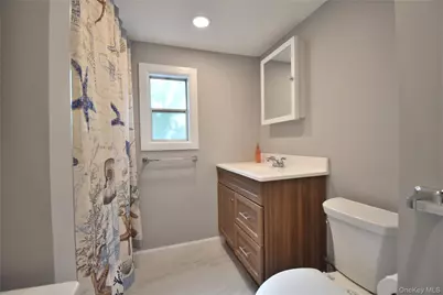 116 Lincoln Avenue, Holbrook, NY 11741 - Photo 14