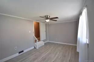 116 Lincoln Ave, Holbrook, NY 11741 - Photo 10