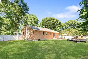 18 Lovell Rd, Hampton Bays, NY 11946 - Photo 12