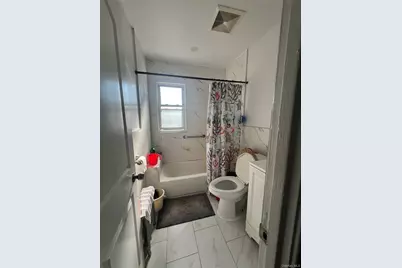 11438 198th Street, Saint Albans, NY 11412 - Photo 4