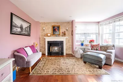 469 Minnieford Avenue, Bronx, NY 10464 - Photo 4