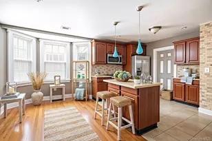 469 Minnieford Ave, Bronx, NY 10464 - Photo 12