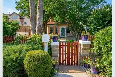 469 Minnieford Avenue, Bronx, NY 10464 - Photo 30