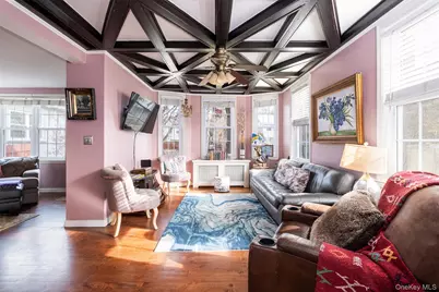 469 Minnieford Avenue, Bronx, NY 10464 - Photo 2