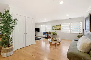 323 Baltustrol Cir, Roslyn, NY 11576 - Photo 20