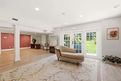 323 Baltustrol Circle, Roslyn, NY 11576 - Photo 22