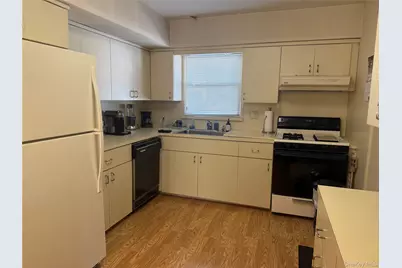 939 Steele Boulevard, Baldwin, NY 11510 - Photo 4