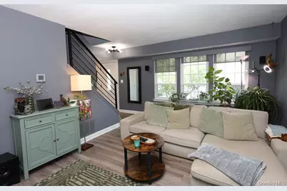 107 Whalers Cove, Babylon, NY 11702 - Photo 8