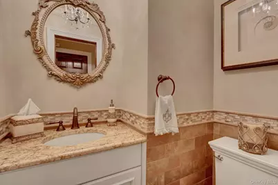 140 Wedgewood Drive, Hauppauge, NY 11788 - Photo 18