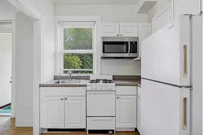 12-52 Bay Park Place, Bayswater, NY 11691 - Photo 36