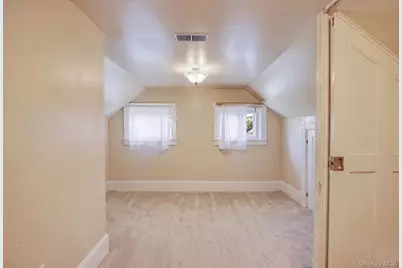 12-52 Bay Park Place, Bayswater, NY 11691 - Photo 20
