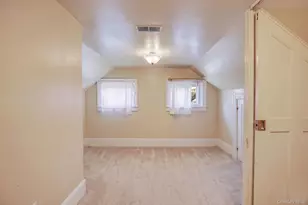 12-52 Bay Park Pl, Bayswater, NY 11691 - Photo 20