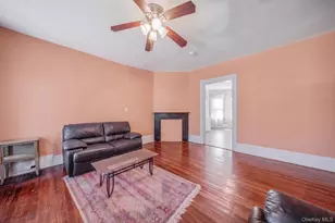12-52 Bay Park Pl, Bayswater, NY 11691 - Photo 12