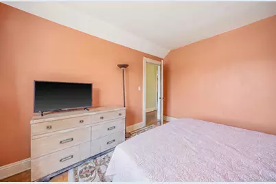 12-52 Bay Park Place, Bayswater, NY 11691 - Photo 26