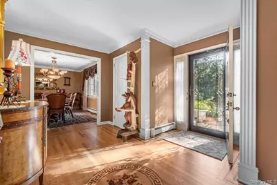 96 Plainview Road, Woodbury, NY 11797 - Photo 4