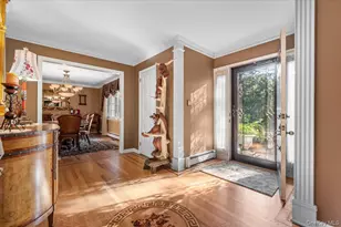 96 Plainview Rd, Woodbury, NY 11797 - Photo 4