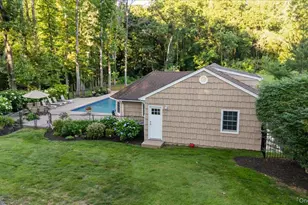 96 Plainview Rd, Woodbury, NY 11797 - Photo 34