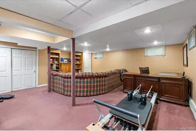 96 Plainview Road, Woodbury, NY 11797 - Photo 24