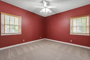 96 Plainview Rd, Woodbury, NY 11797 - Photo 14