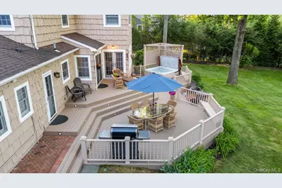 96 Plainview Road, Woodbury, NY 11797 - Photo 26