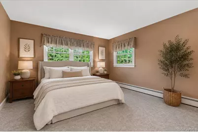 96 Plainview Road, Woodbury, NY 11797 - Photo 20