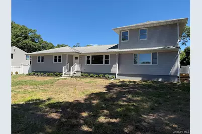 751 Centerwood Street, West Babylon, NY 11704 - Photo 2