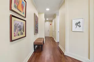 25 City Pl, White Plains, NY 10601 - Photo 12