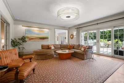 4 Griffen Drive, Larchmont, NY 10538 - Photo 12