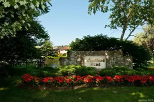 104 W Woodlake Dr, Woodbury, NY 11797 - Photo 40
